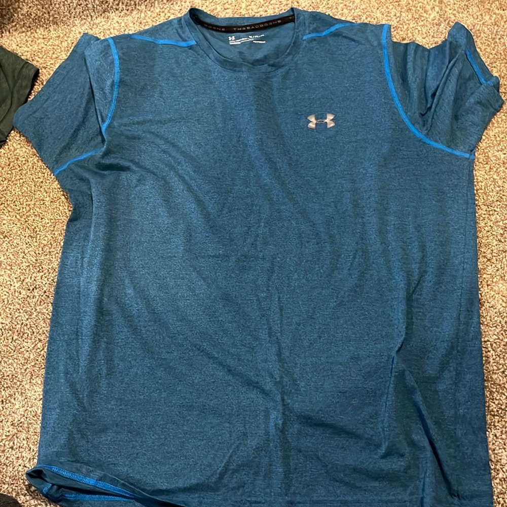 Under armor t shirt